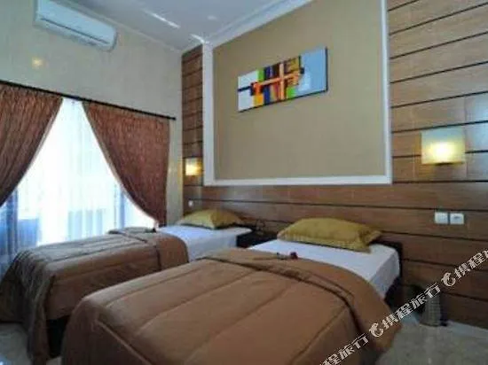 *** Guest house Denays House Hotel Jimbaran  Indonesia