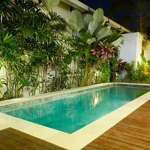 Darma House Seminyak Villa